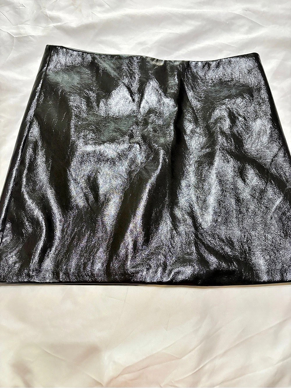 Forever 21 Black Mini Skirt Size Medium Like New